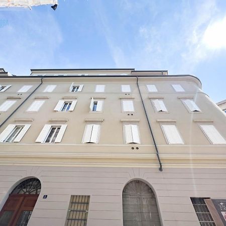Slataper 9 Tirabora Short Rent Apartamento Trieste Exterior foto